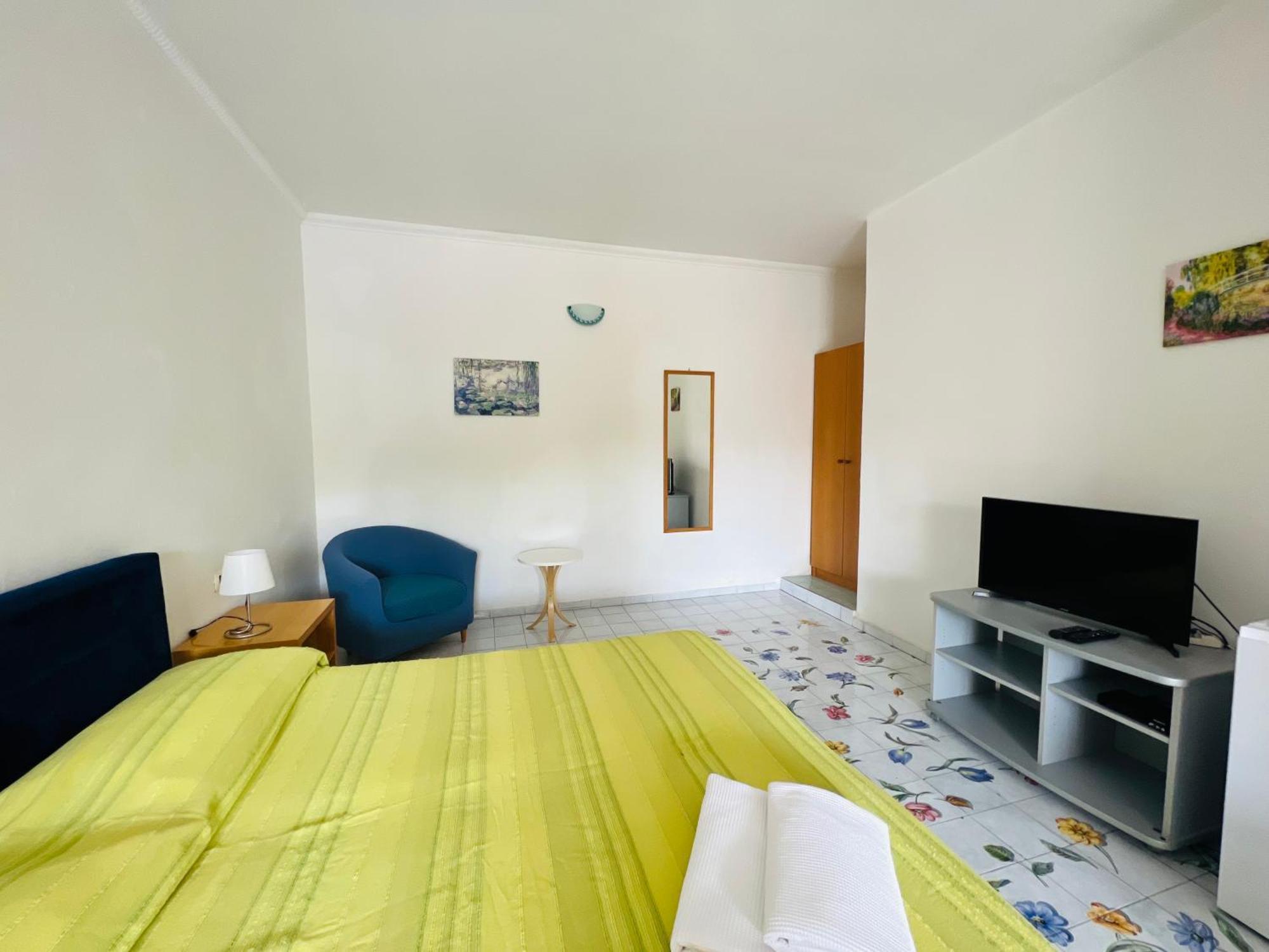 Villa Thomas Bb Conduzione Familiare Forio di Ischia Szoba fotó