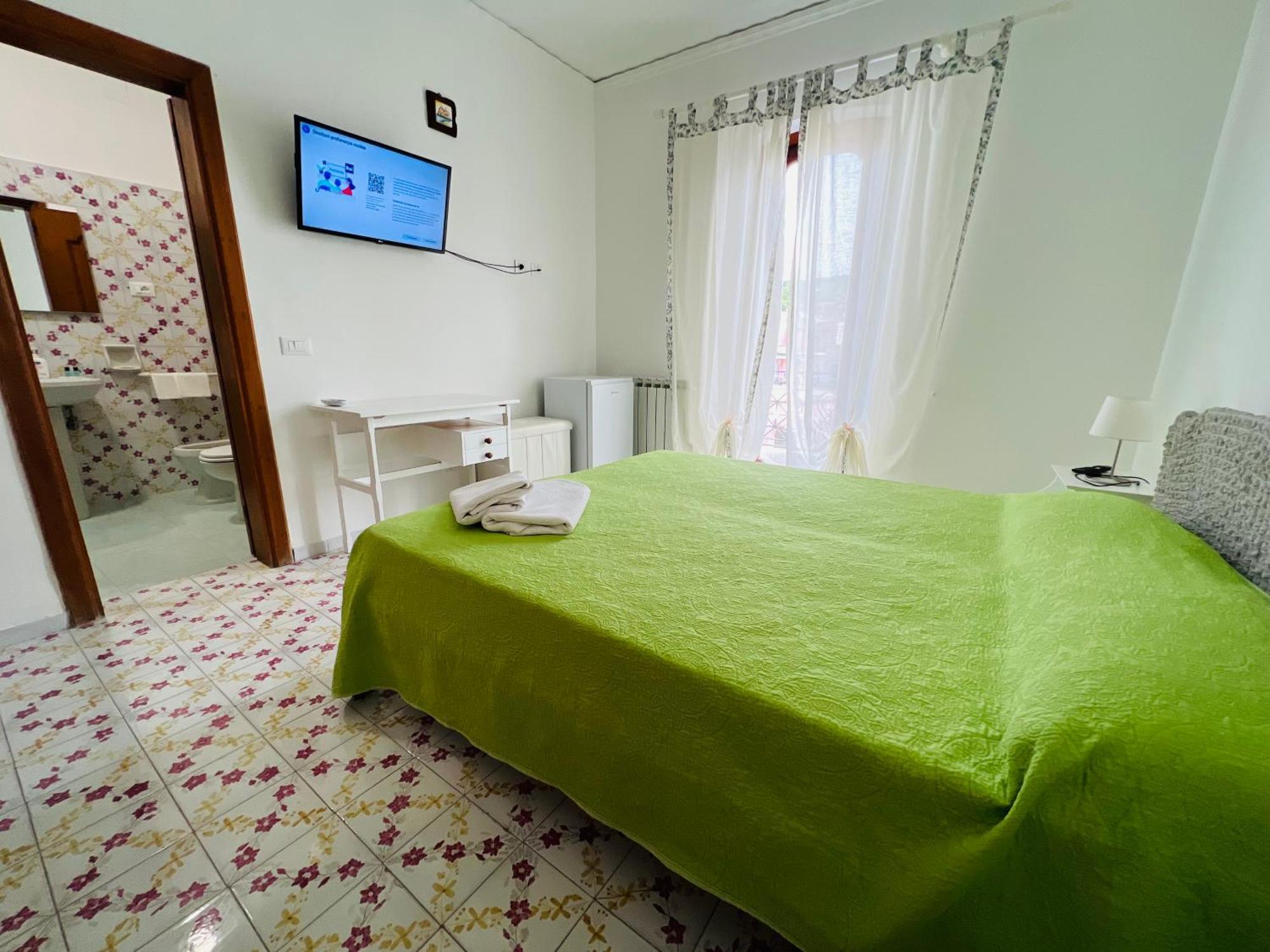 Villa Thomas Bb Conduzione Familiare Forio di Ischia Szoba fotó