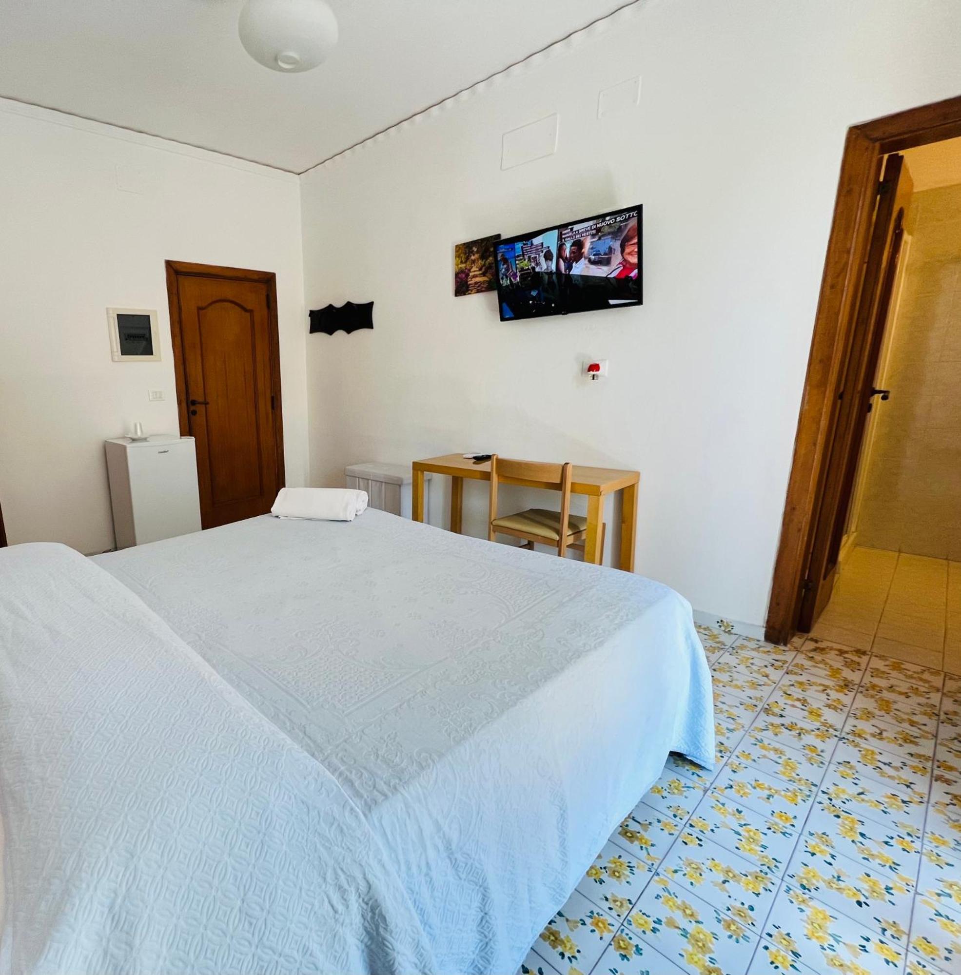 Villa Thomas Bb Conduzione Familiare Forio di Ischia Kültér fotó